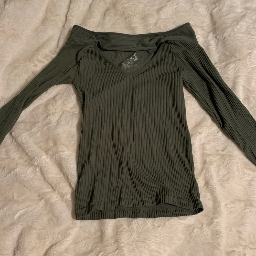 FREE PEOPLE KEY HOLE CUT OUT TOP